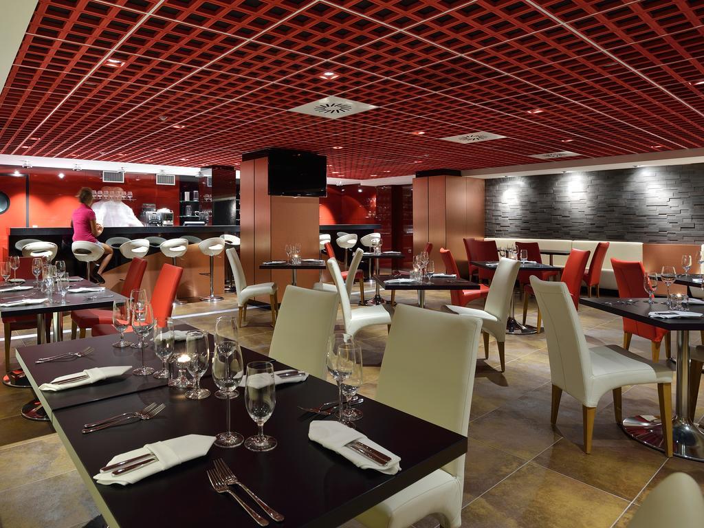 Hotel Vitality Vendryne Екстер'єр фото
